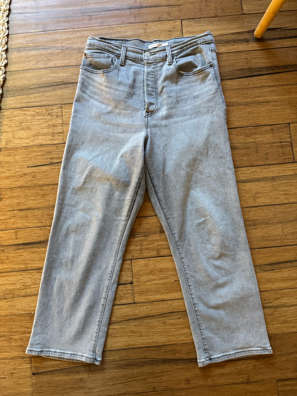 Levi’s Ribcage Straight Ankle Jeans - Grey Wash - Size 31